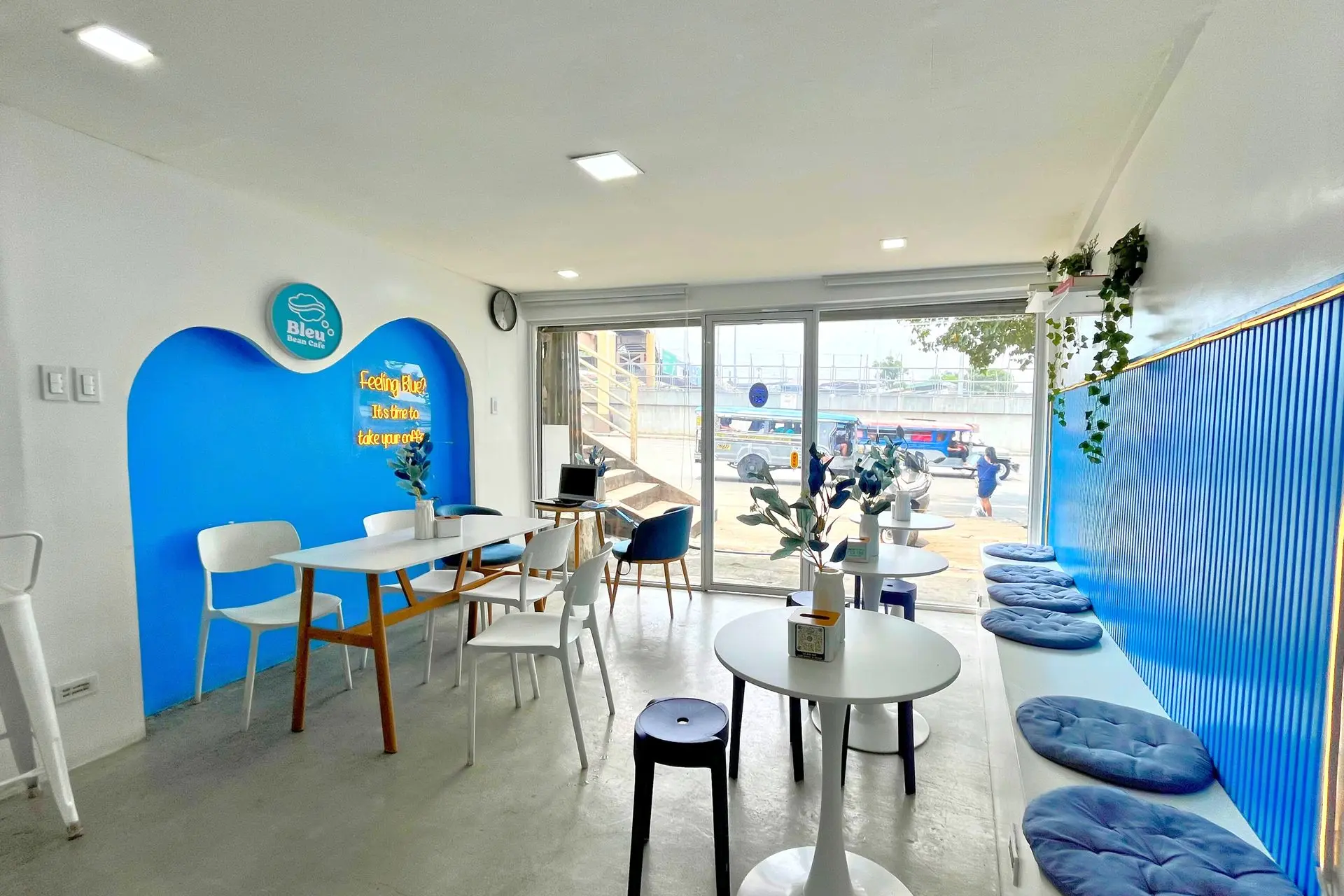 Bleu Bean Cafe Riverside