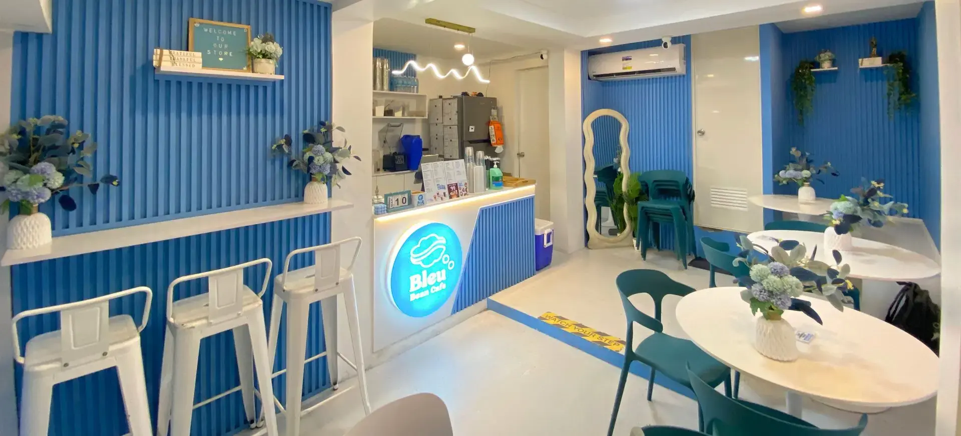 Bleu Bean Cafe - MRB